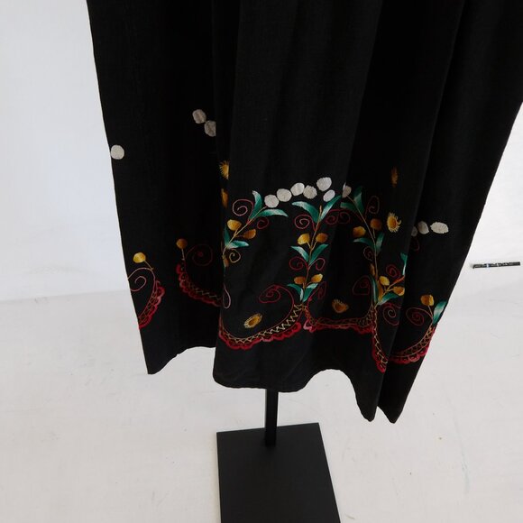 Dress - Picture 4 of 5